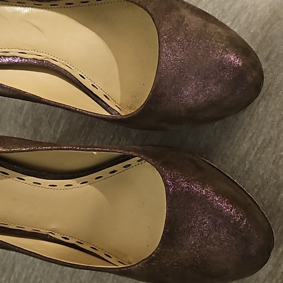 COACH metallic two-toned soft suede pumps - Picture 4 of 4